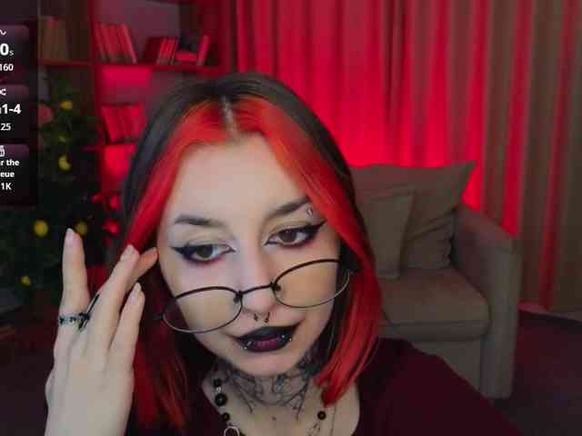 MistressMarcelline webcam