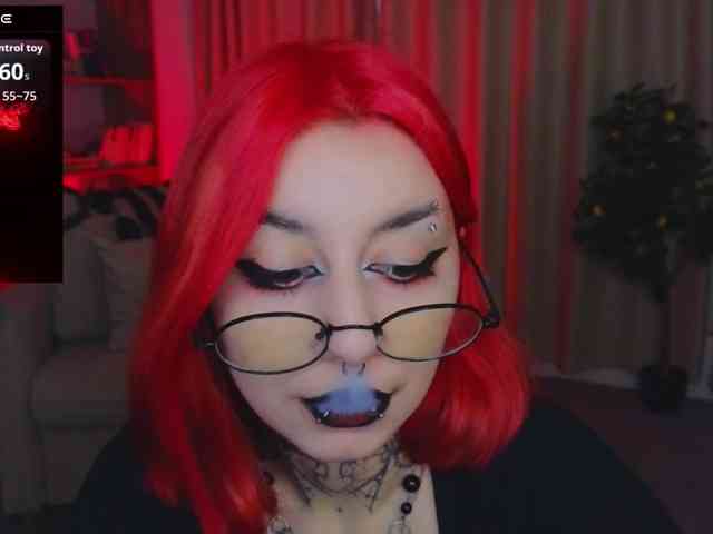 MistressMarcelline webcam