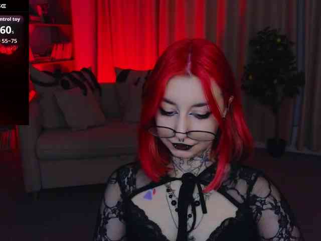 MistressMarcelline webcam