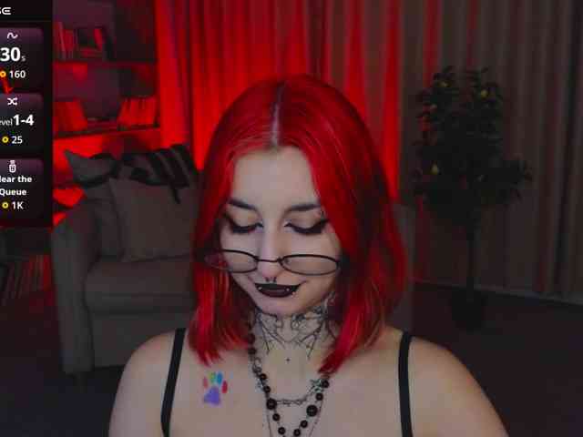 MistressMarcelline webcam