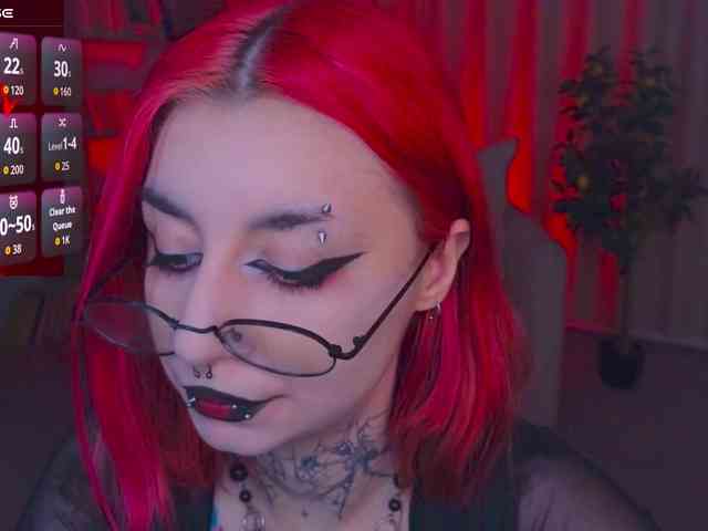MistressMarcelline webcam