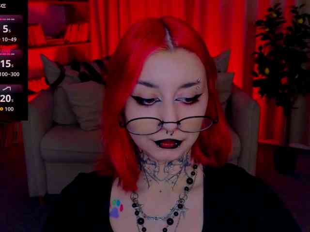 MistressMarcelline webcam