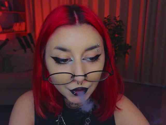 MistressMarcelline webcam