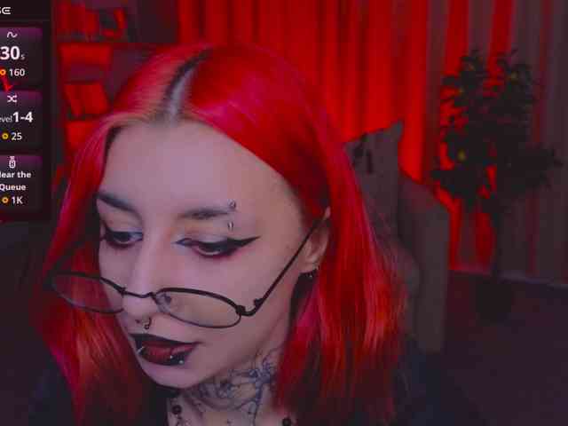 MistressMarcelline webcam