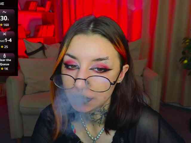 MistressMarcelline webcam