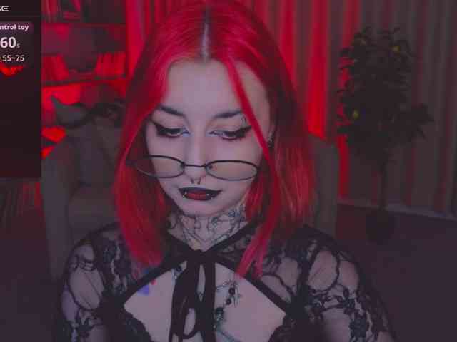 MistressMarcelline webcam