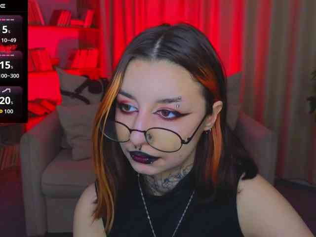 MistressMarcelline webcam