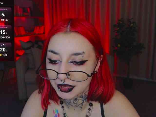 MistressMarcelline webcam