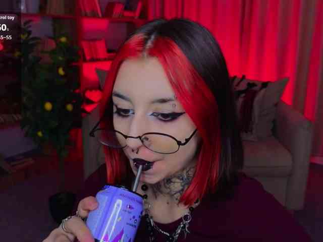 MistressMarcelline webcam