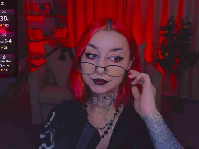 MistressMarcelline webcam