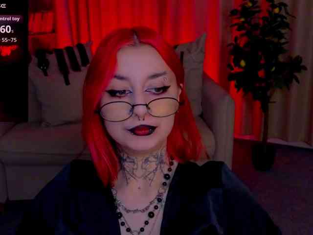 MistressMarcelline webcam