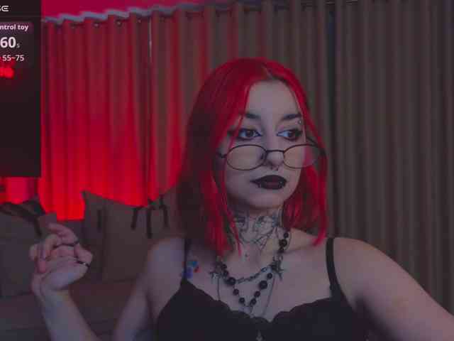 MistressMarcelline webcam