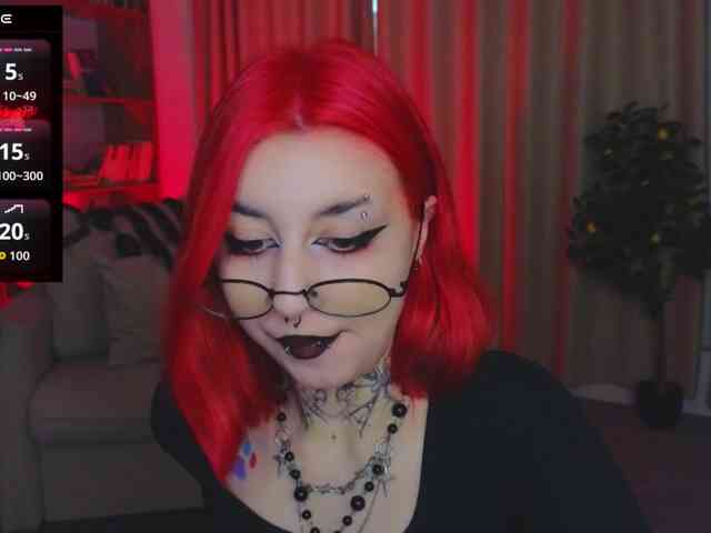 MistressMarcelline webcam