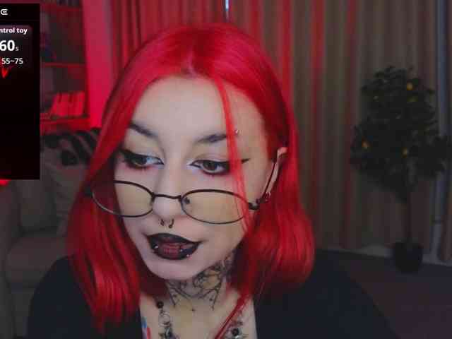 MistressMarcelline webcam