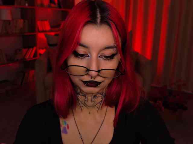 MistressMarcelline webcam