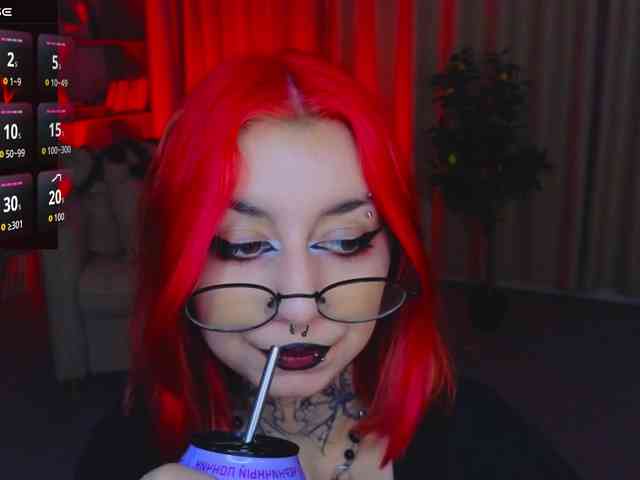 MistressMarcelline webcam