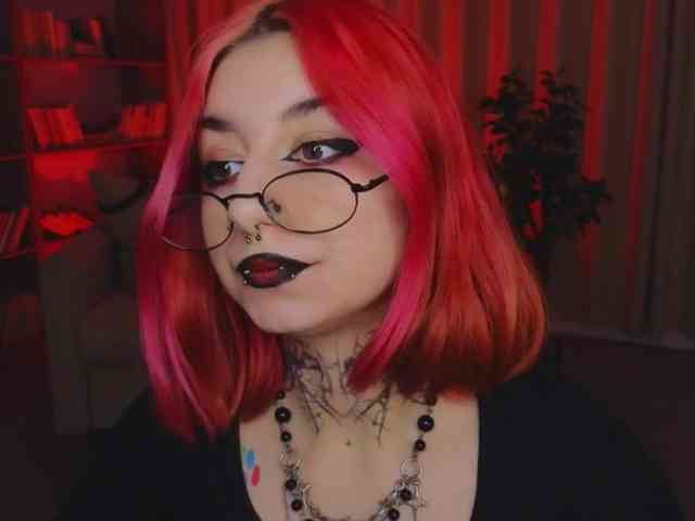 MistressMarcelline webcam