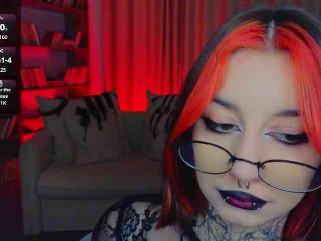 MistressMarcelline webcam