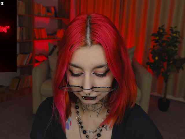 MistressMarcelline - Girl 