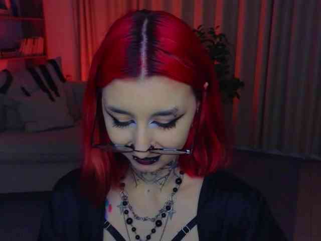 mistressmarcelline's live room