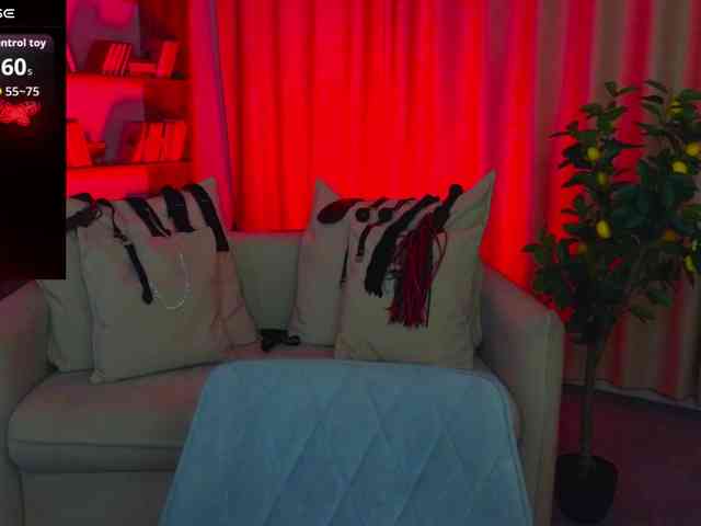 MistressMarcelline webcam