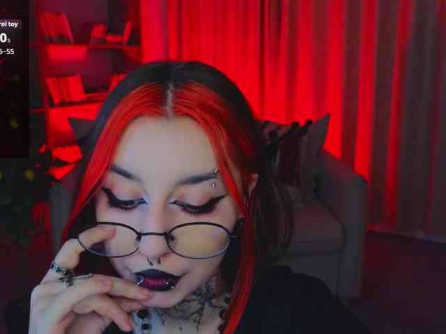 MistressMarcelline webcam