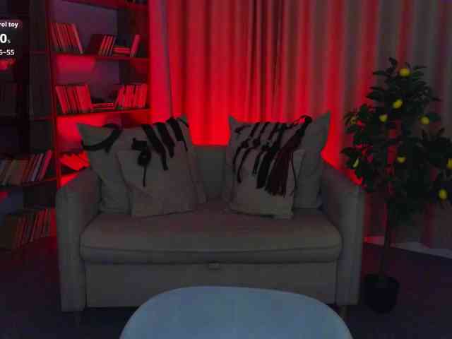 MistressMarcelline webcam