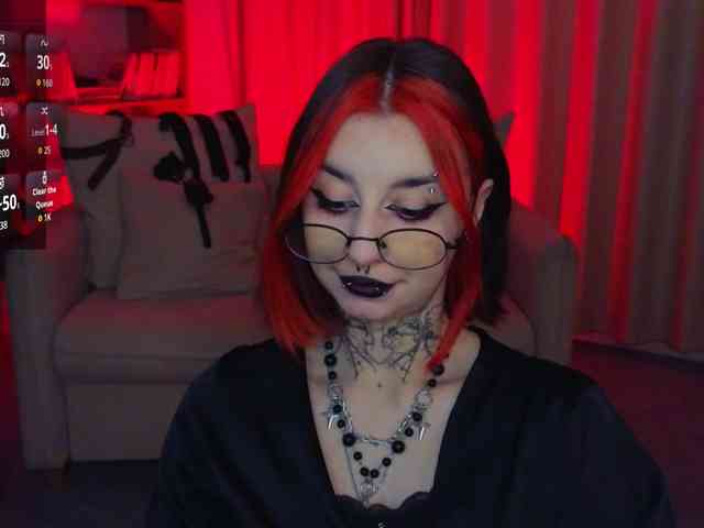 MistressMarcelline webcam