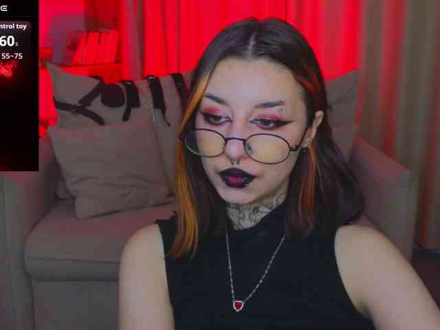 MistressMarcelline webcam