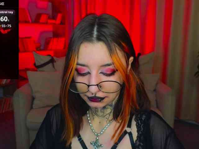 MistressMarcelline webcam