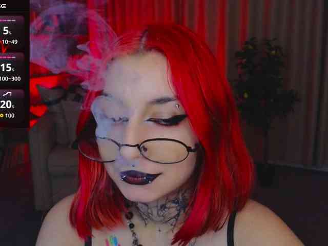 MistressMarcelline webcam