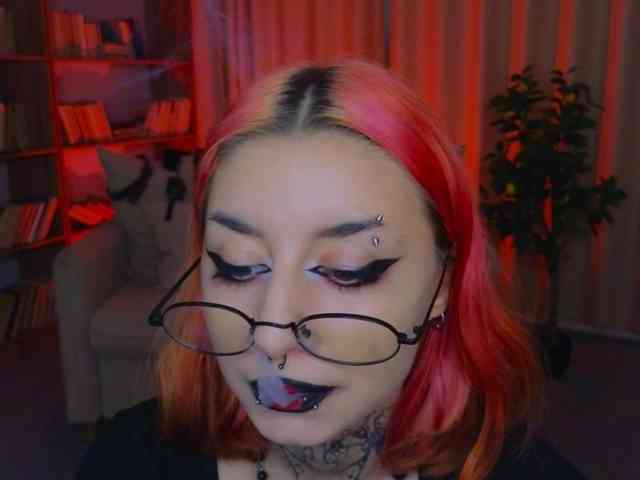 MistressMarcelline webcam