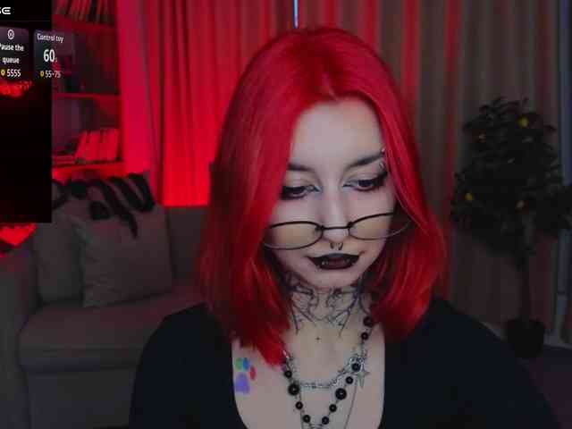 MistressMarcelline webcam
