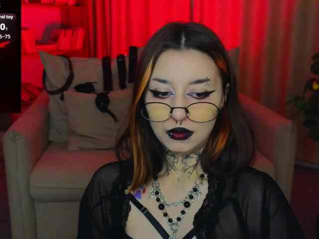 MistressMarcelline webcam