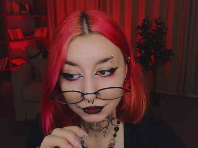 MistressMarcelline webcam