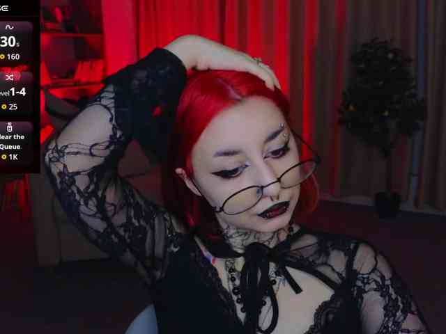 MistressMarcelline webcam