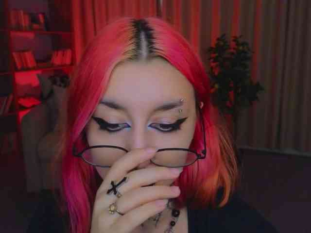 MistressMarcelline webcam