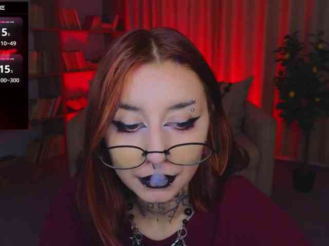 MistressMarcelline webcam