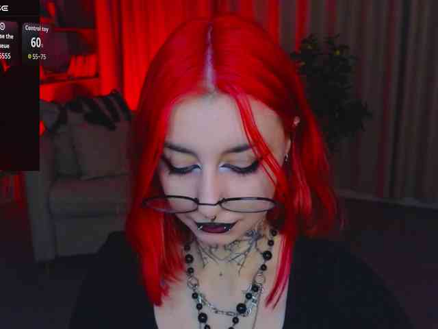 MistressMarcelline webcam