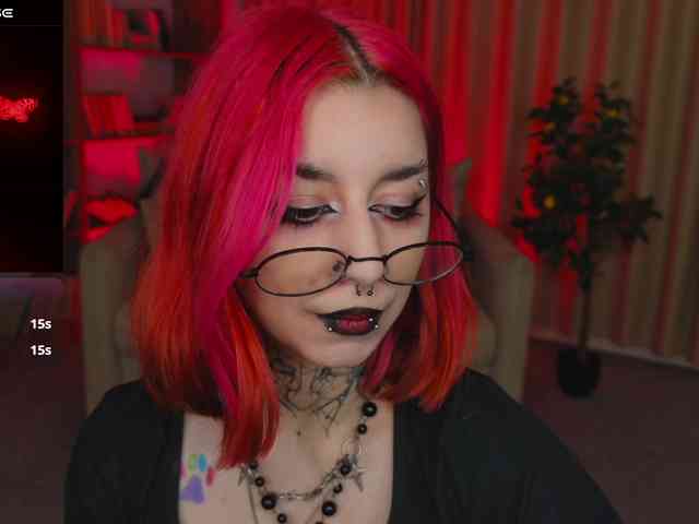 MistressMarcelline webcam