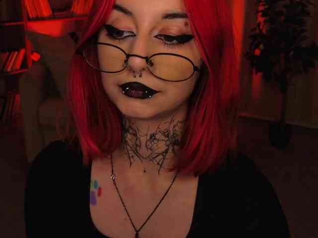 MistressMarcelline webcam