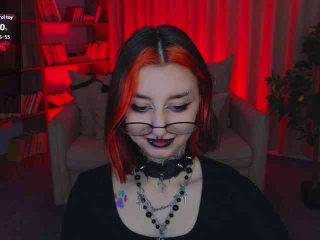 MistressMarcelline webcam