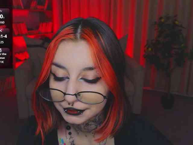 MistressMarcelline webcam