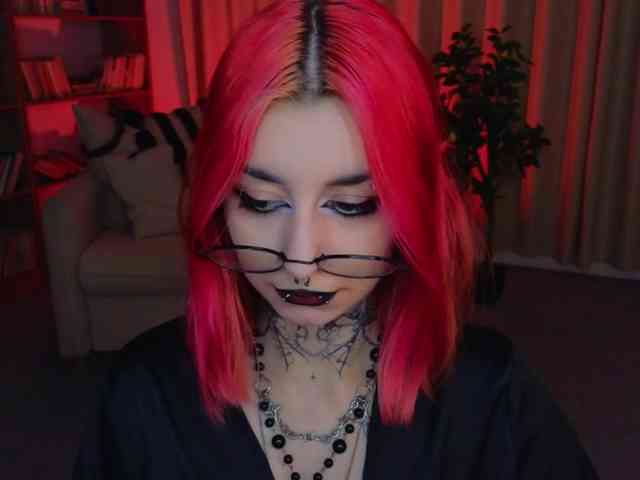 MistressMarcelline webcam