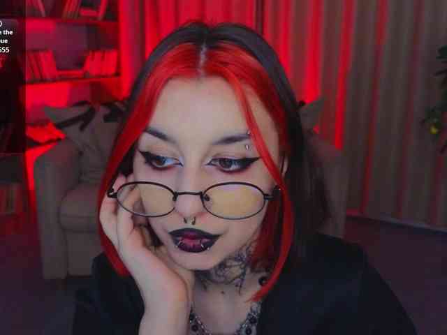 MistressMarcelline webcam