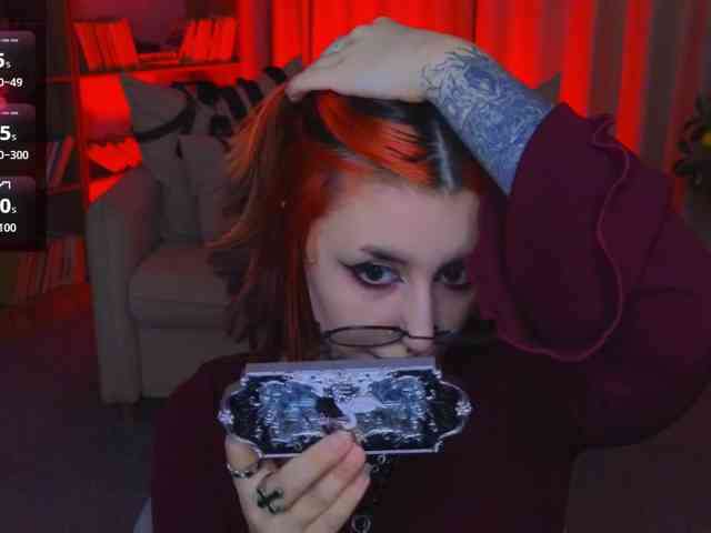 MistressMarcelline webcam