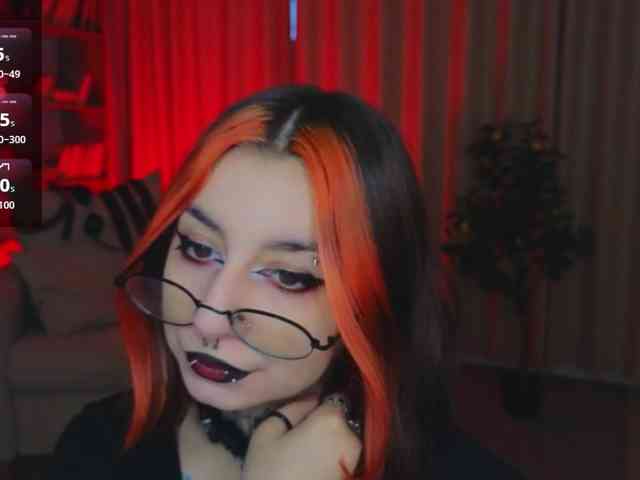 MistressMarcelline webcam