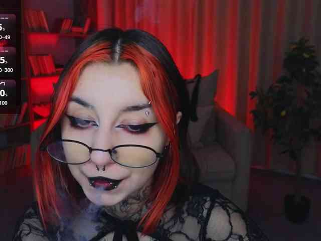 MistressMarcelline webcam