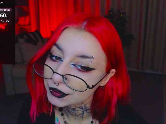 MistressMarcelline webcam