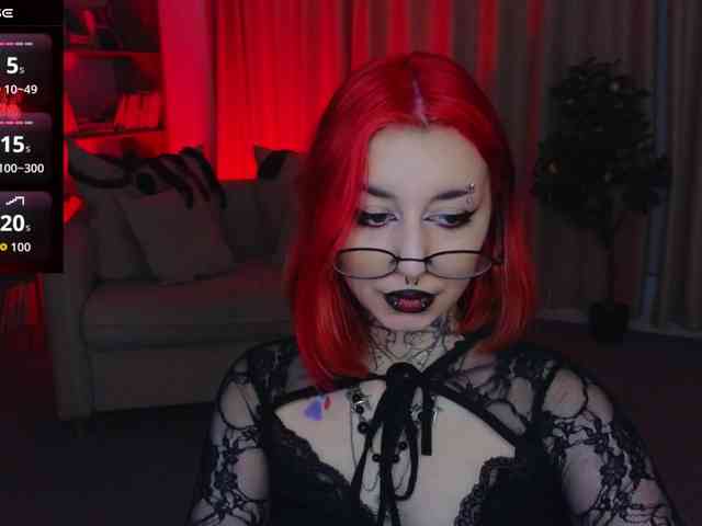 MistressMarcelline webcam
